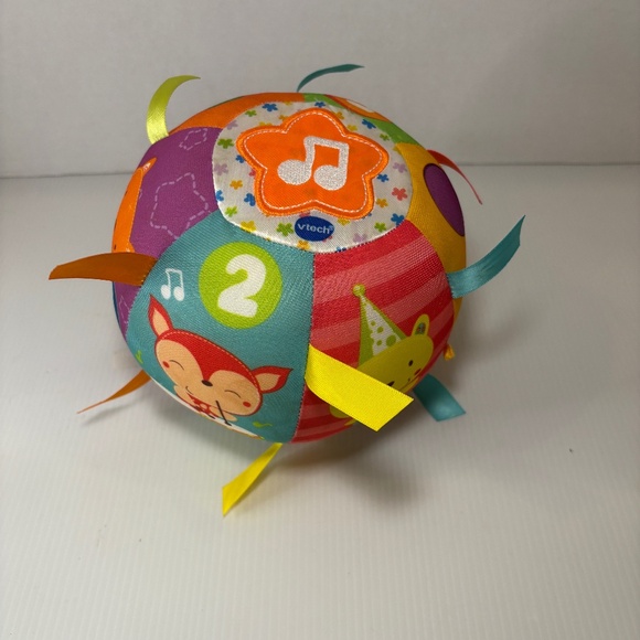 V-Tech Baby Lil Critters Roll &Discover Soft Ball Musical Works - Picture 1 of 10